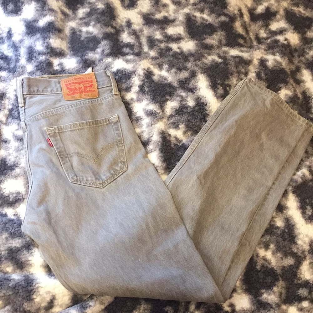 Levi's Gray Chinos Sleek and Versatile.   34” waist/ 32 1/2 long